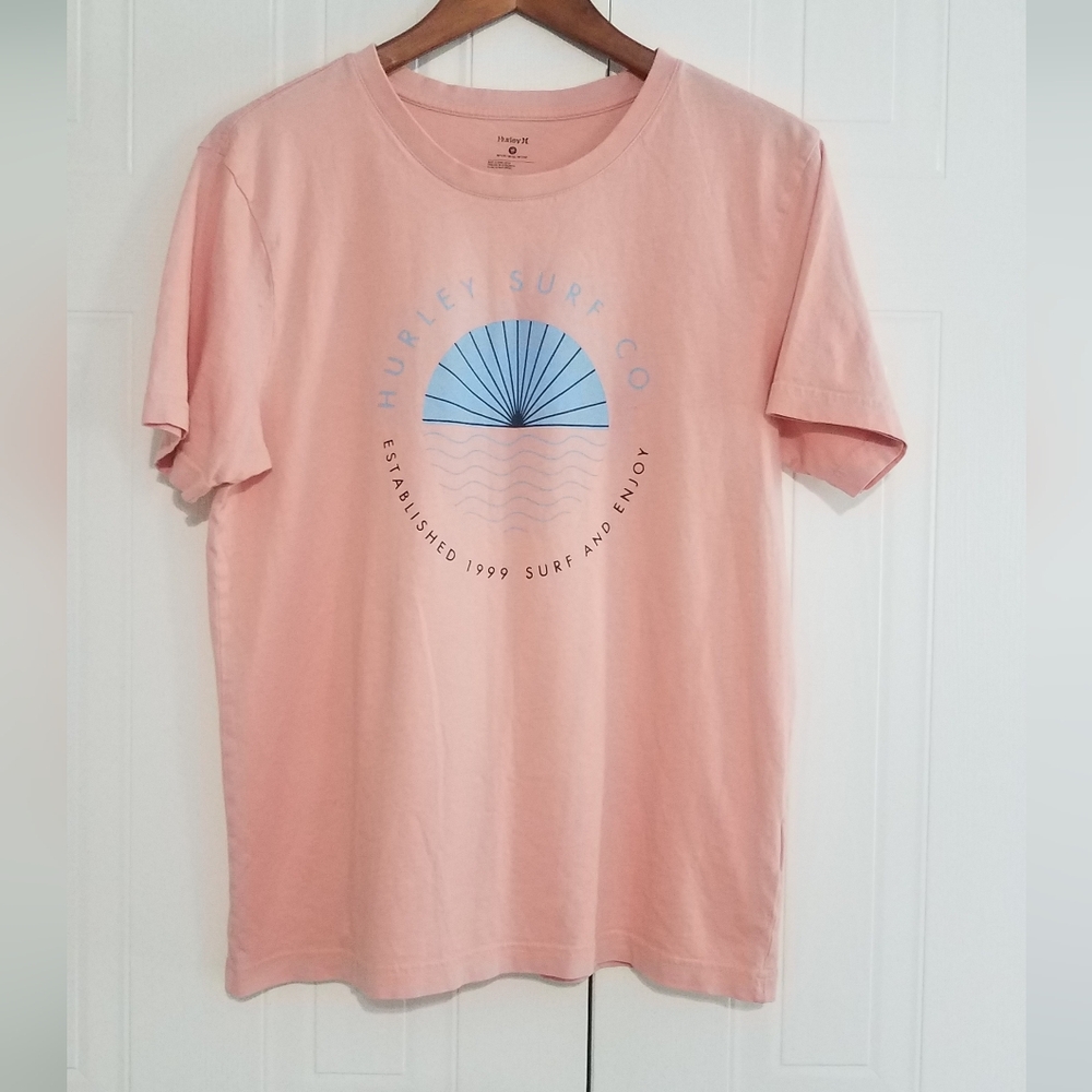Hurley Pink Short Sleeve Tee with Graphic Design